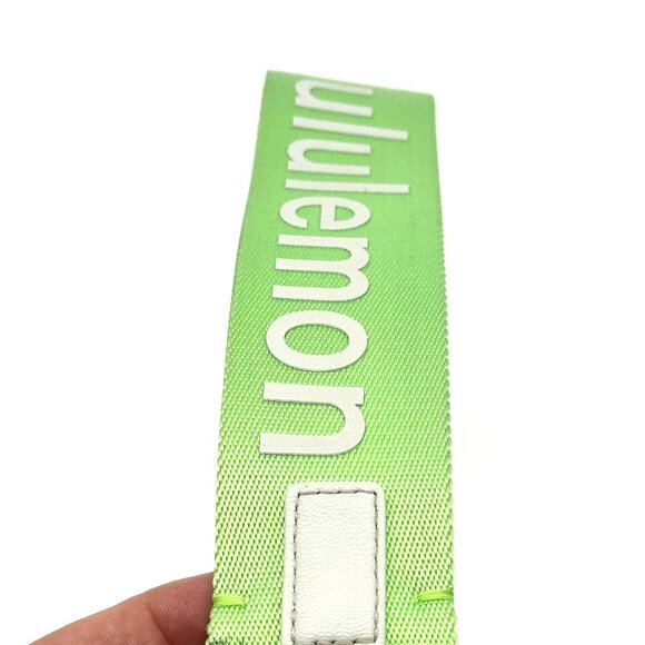 Lululemon Never Lost Keychain Scream Green / Vapor - OG Design Rare! Wear! - Picture 7 of 10